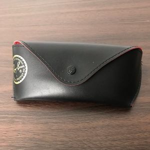 Ray Ban black glasses/sunglasses case